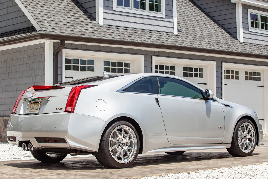 2011 Cadillac CTS-V 2nd Gen - Image 11 of 31