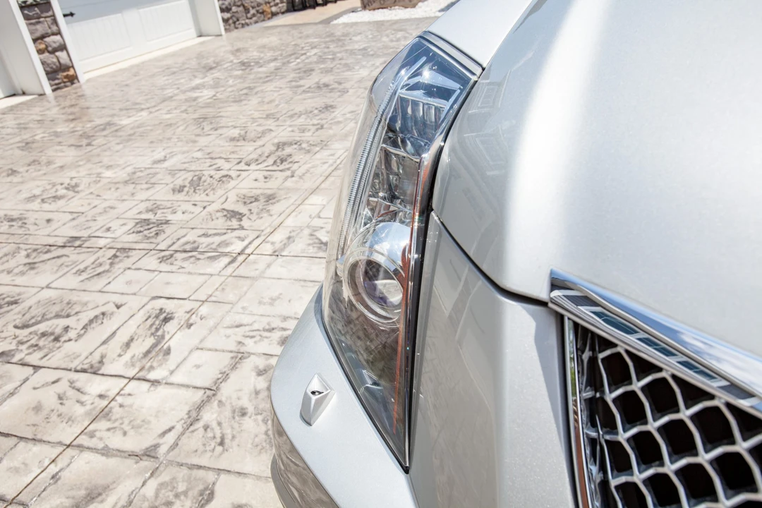 2011 Cadillac CTS-V 2nd Gen - Image 25 of 31