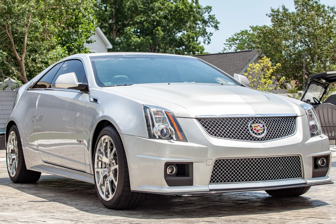 2011 Cadillac CTS-V 2nd Gen - Image 15 of 31