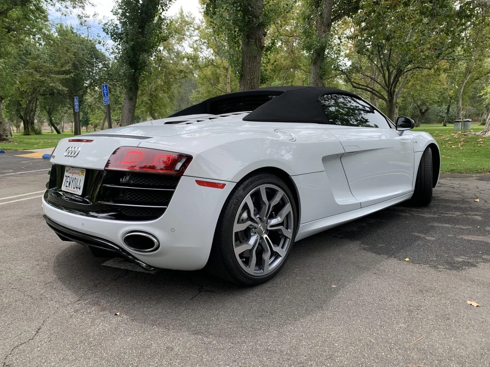 2012 Audi 42 R8 - Image 6 of 31