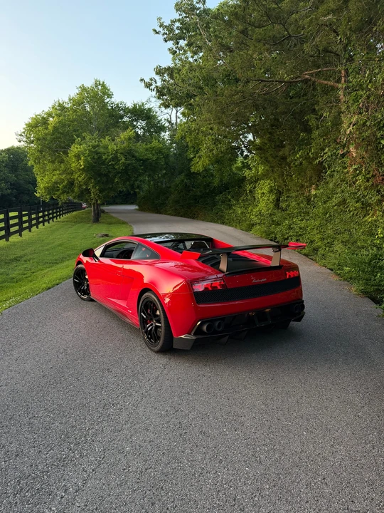 2012 Lamborghini Gallardo LP570-4 Super Trofeo Stradale - Image 8 of 31