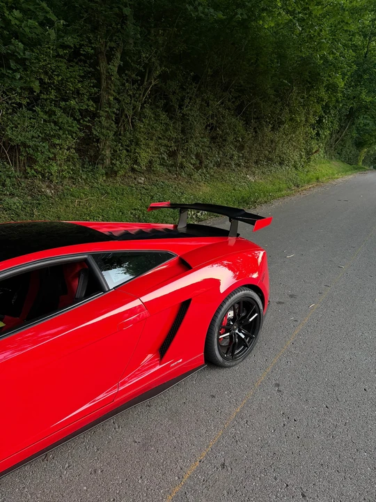 2012 Lamborghini Gallardo LP570-4 Super Trofeo Stradale - Image 29 of 31
