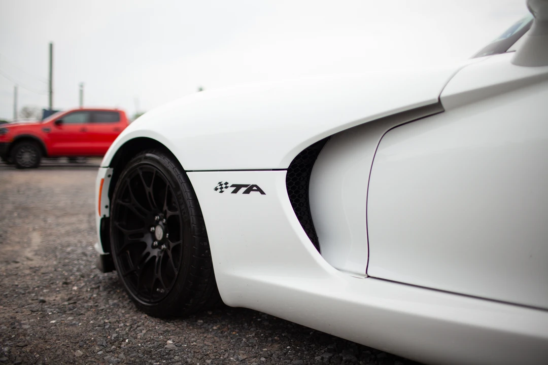 2014 Dodge Viper 5th Gen - Image 26 of 31