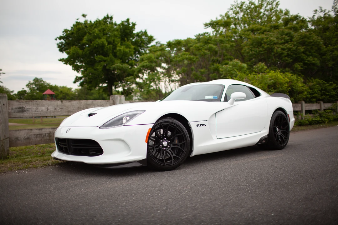 2014 Dodge Viper 5th Gen - Image 5 of 31