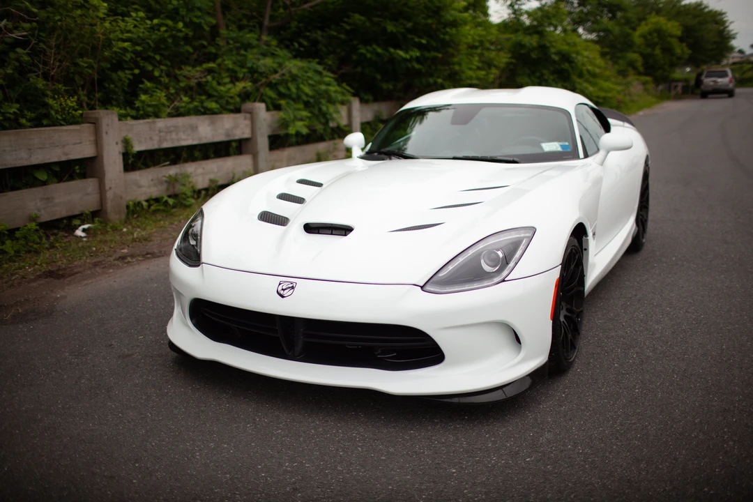 2014 Dodge Viper 5th Gen - Image 2 of 31