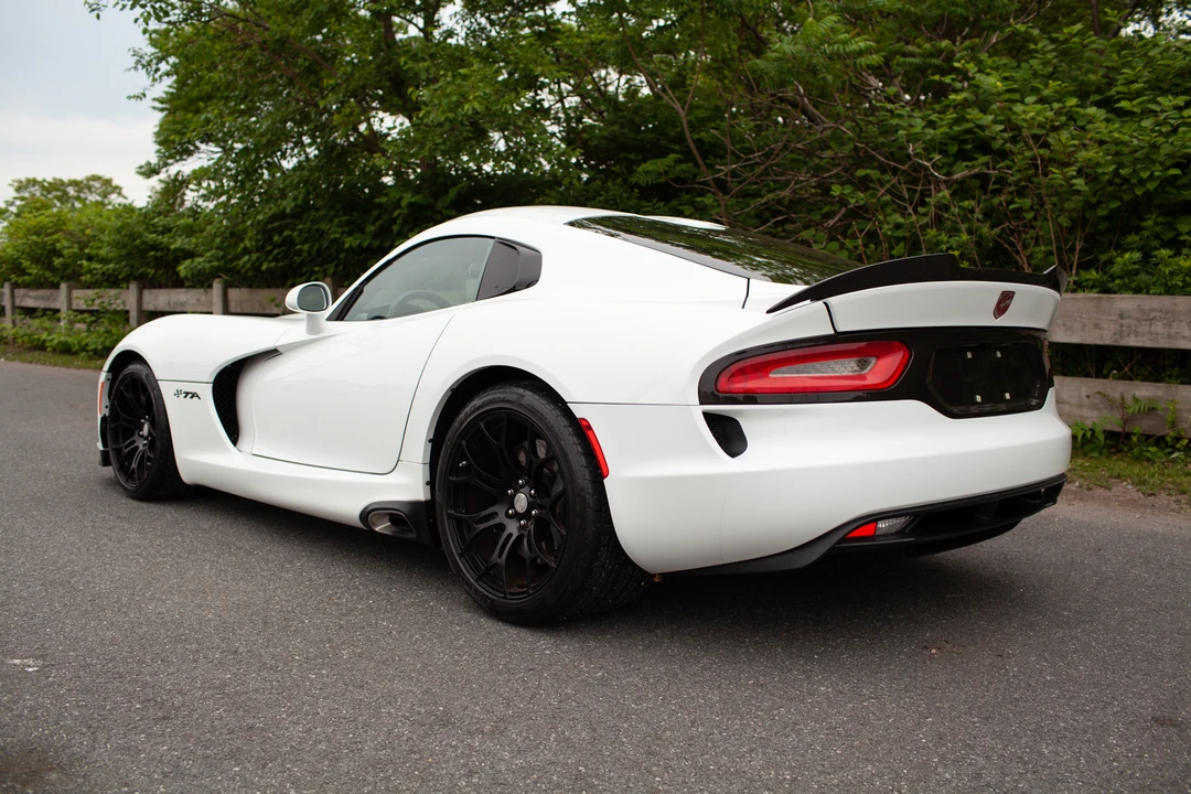 2014 Dodge Viper 5th Gen - Image 9 of 31