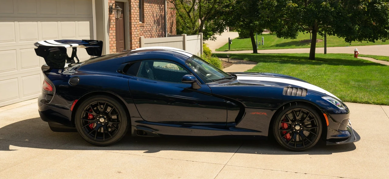 2016 Dodge Viper ACR 5th Gen - Image 9 of 31