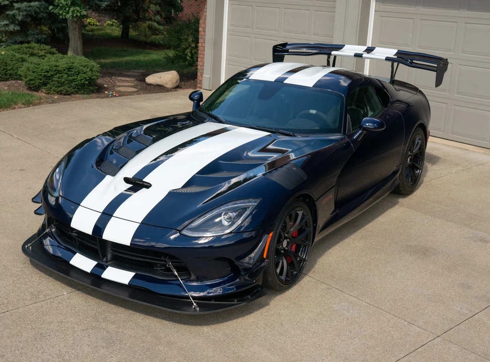 2016 Dodge Viper ACR 5th Gen - Image 2 of 31