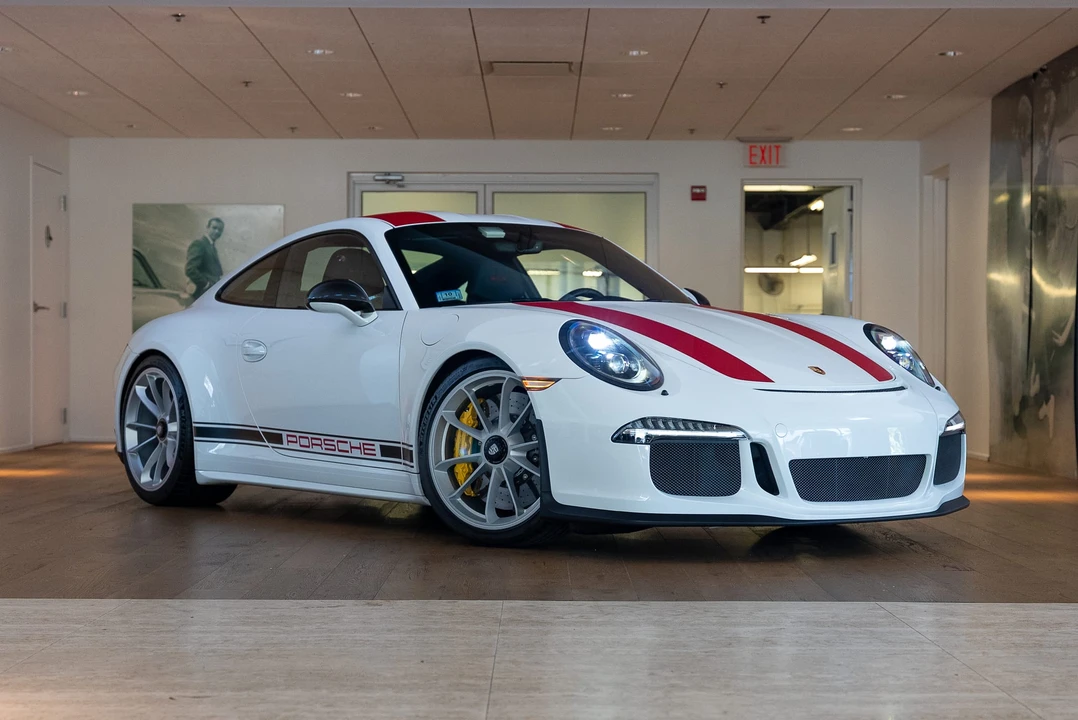 2016 Porsche 991 R - Image 30 of 31