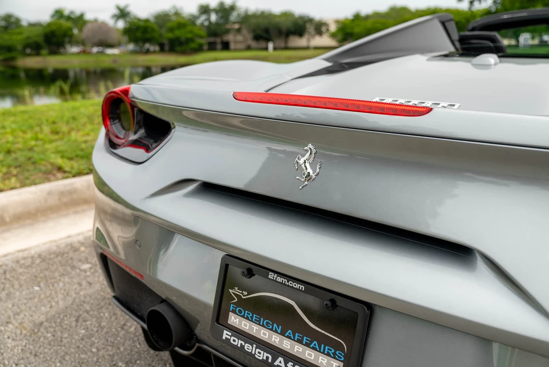 2018 Ferrari 488 Spider - Image 22 of 31