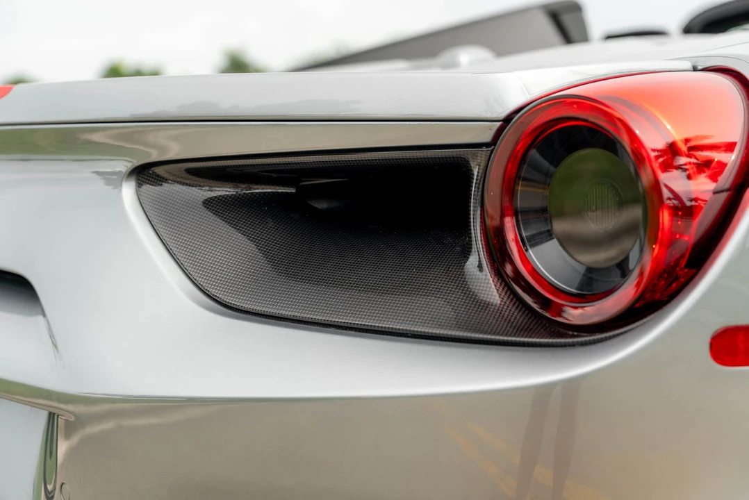 2018 Ferrari 488 Spider - Image 28 of 31