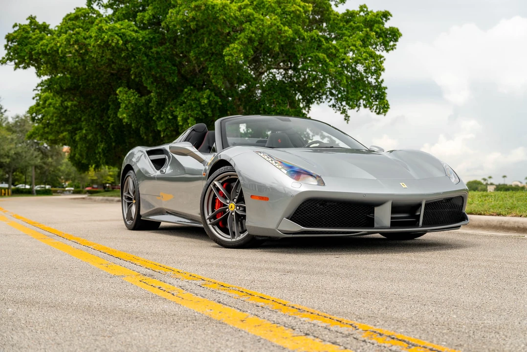 2018 Ferrari 488 Spider - Image 5 of 31