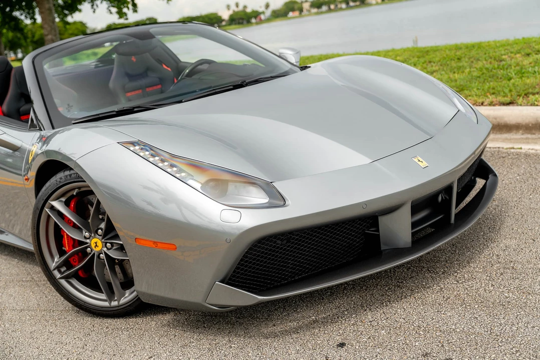 2018 Ferrari 488 Spider - Image 19 of 31