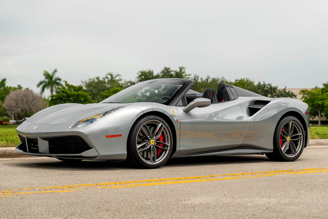 2018 Ferrari 488 Spider - Image 7 of 31
