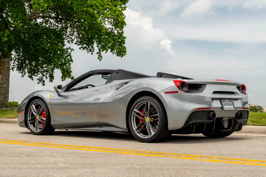 2018 Ferrari 488 Spider - Image 9 of 31