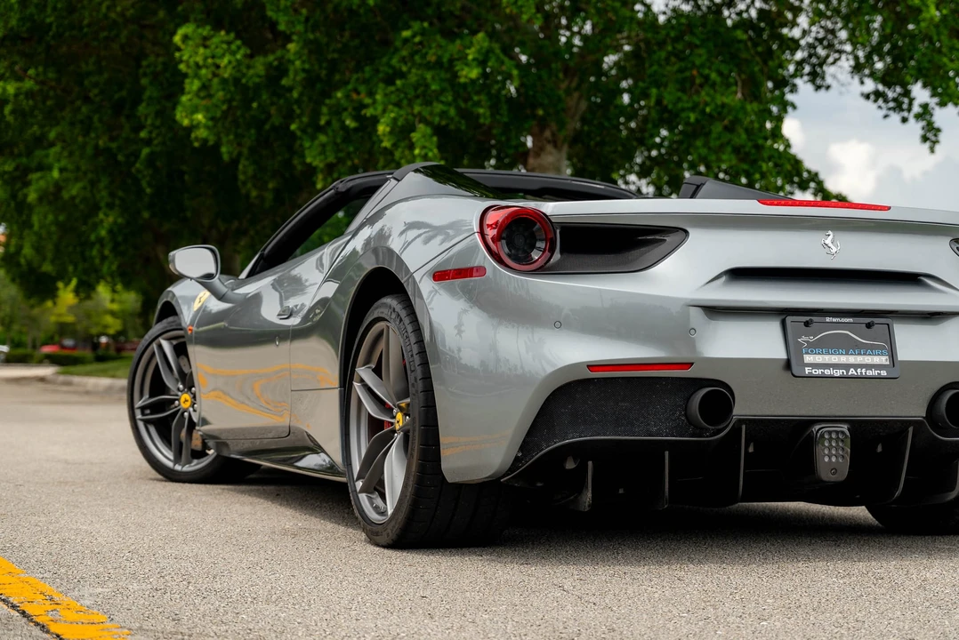 2018 Ferrari 488 Spider - Image 24 of 31
