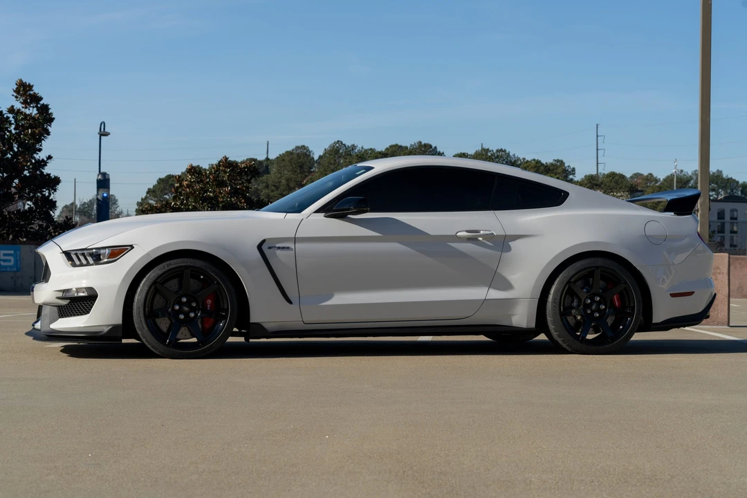2018 Ford S550 Shelby Mustang GT350R - Image 8 of 31