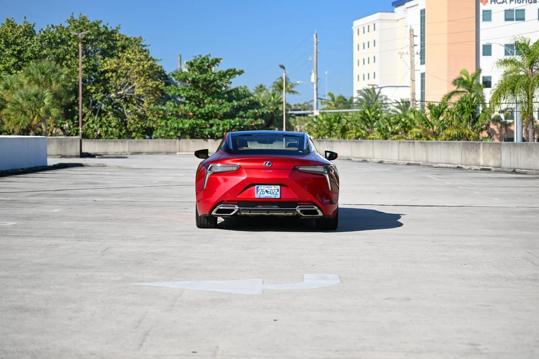 2018 Lexus LC - Image 22 of 31