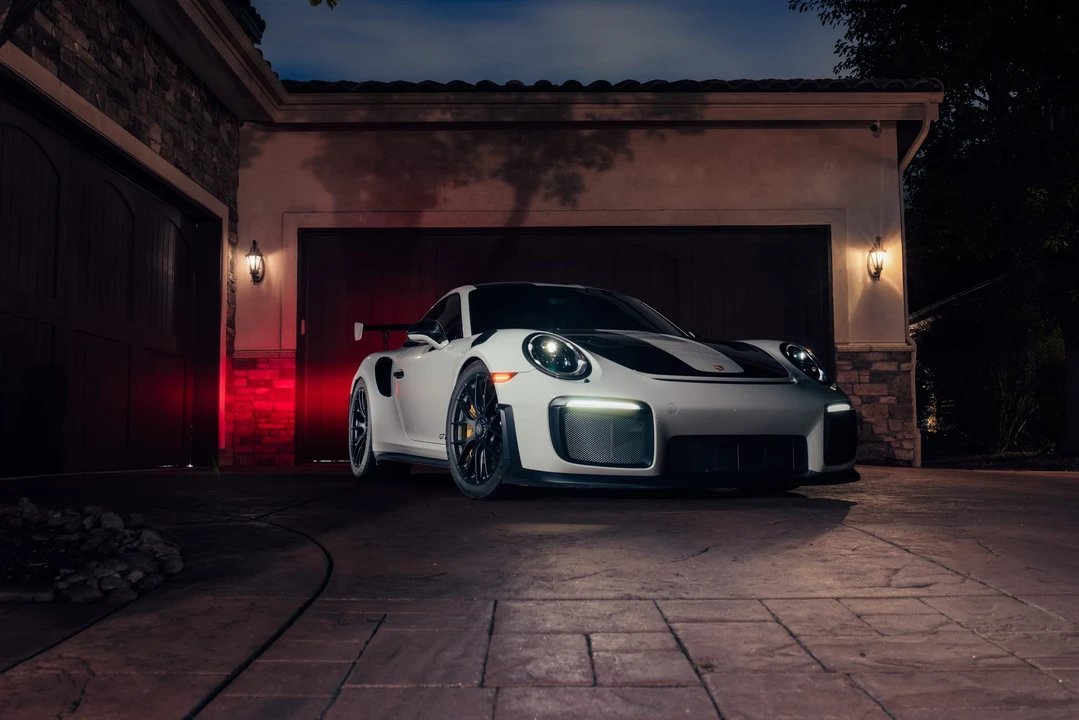 2018 Porsche 991 GT2 RS - Image 2 of 31