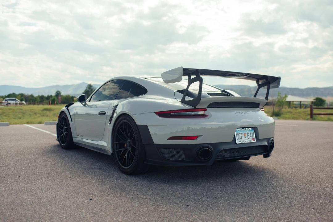2018 Porsche 991 GT2 RS - Image 12 of 31