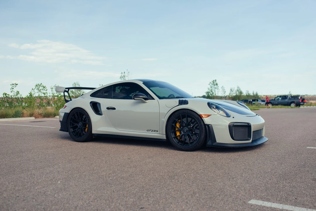 2018 Porsche 991 GT2 RS - Image 18 of 31
