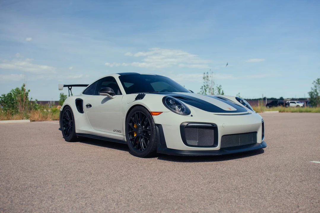 2018 Porsche 991 GT2 RS - Image 19 of 31