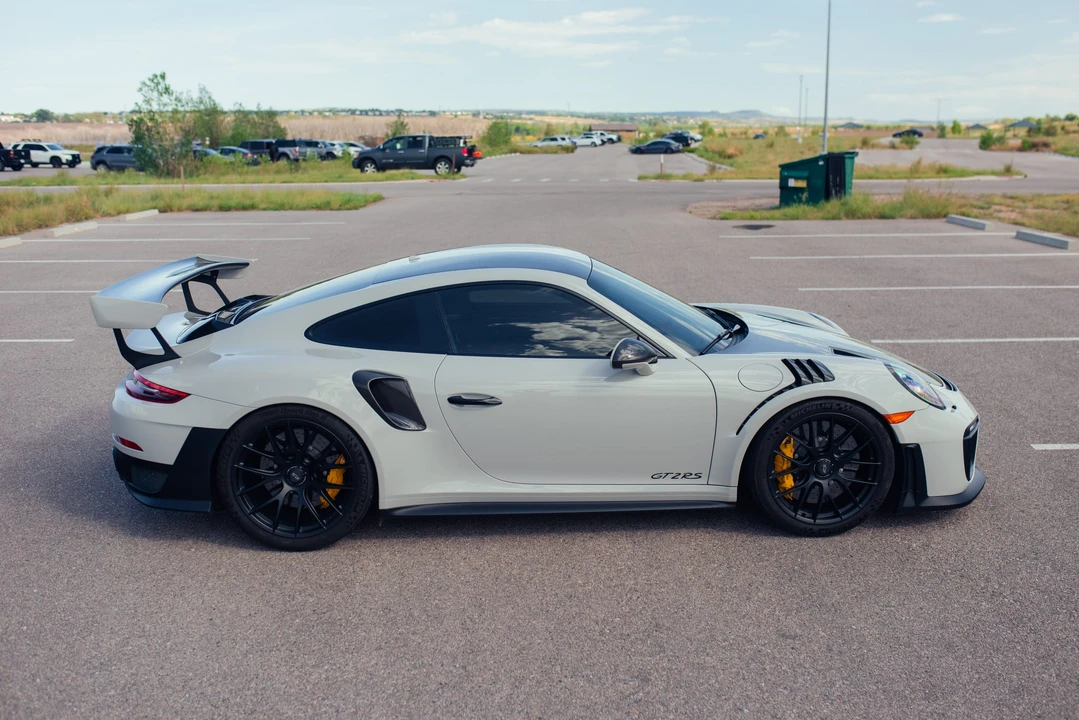 2018 Porsche 991 GT2 RS - Image 26 of 31