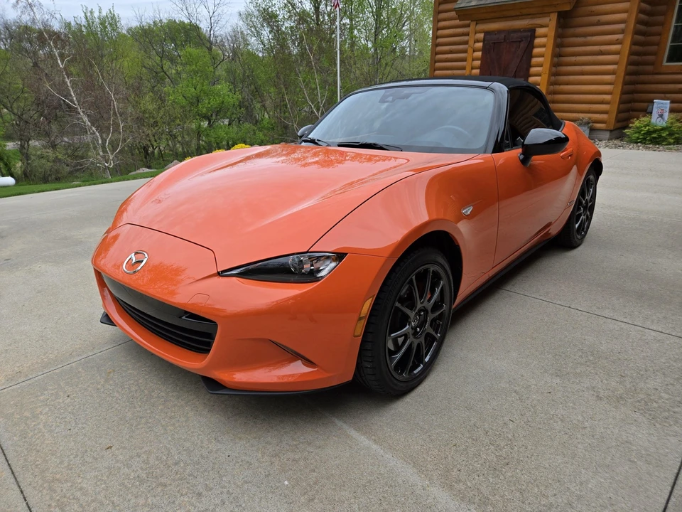2019 Mazda ND MX-5 Miata - Image 25 of 31