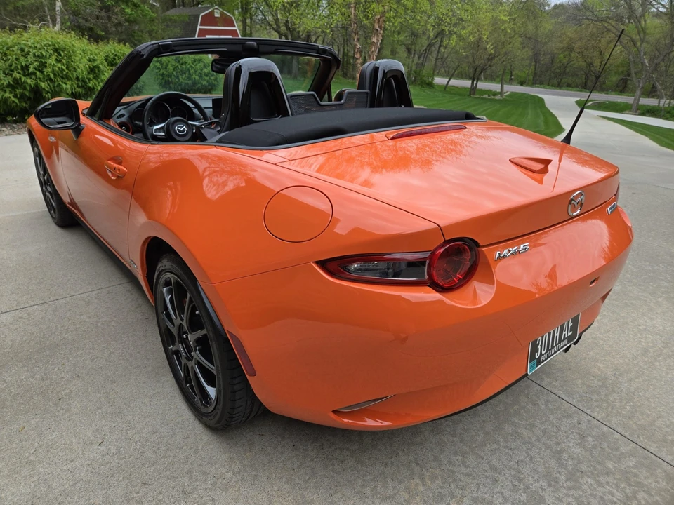 2019 Mazda ND MX-5 Miata - Image 18 of 31