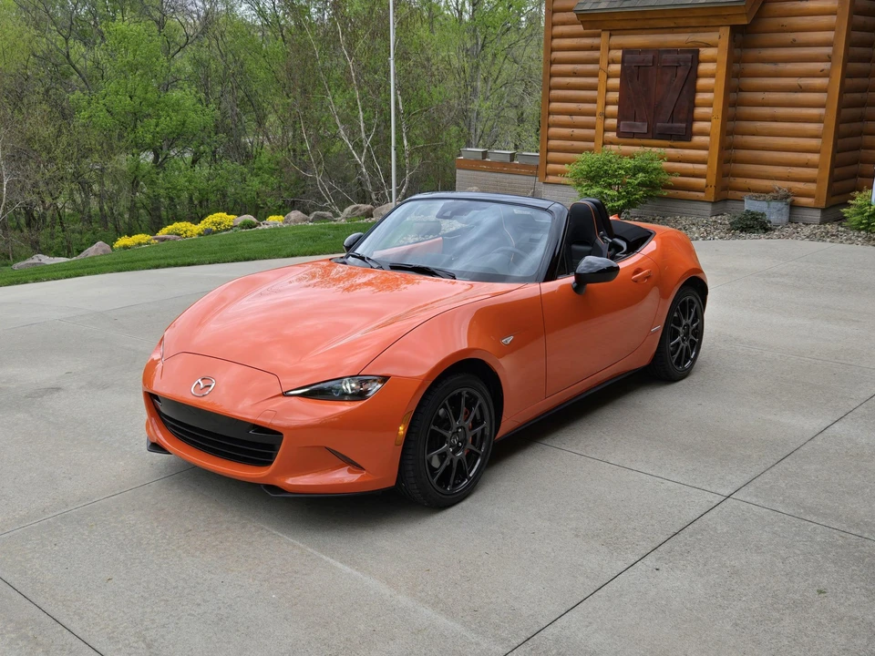 2019 Mazda ND MX-5 Miata - Image 13 of 31