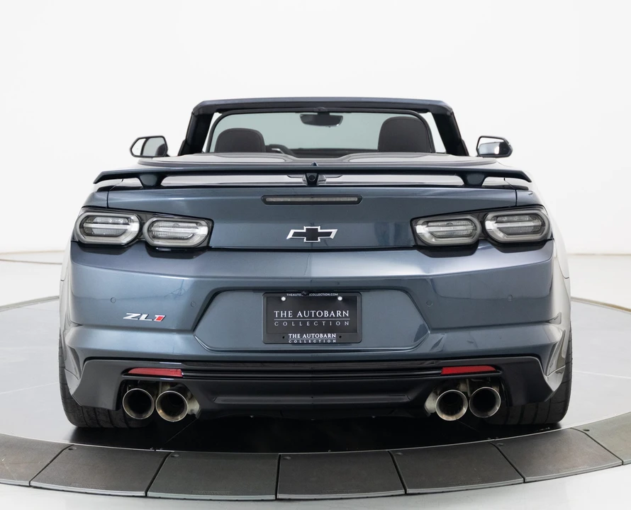2023 Chevrolet Camaro ZL1 6th Gen - Image 11 of 31