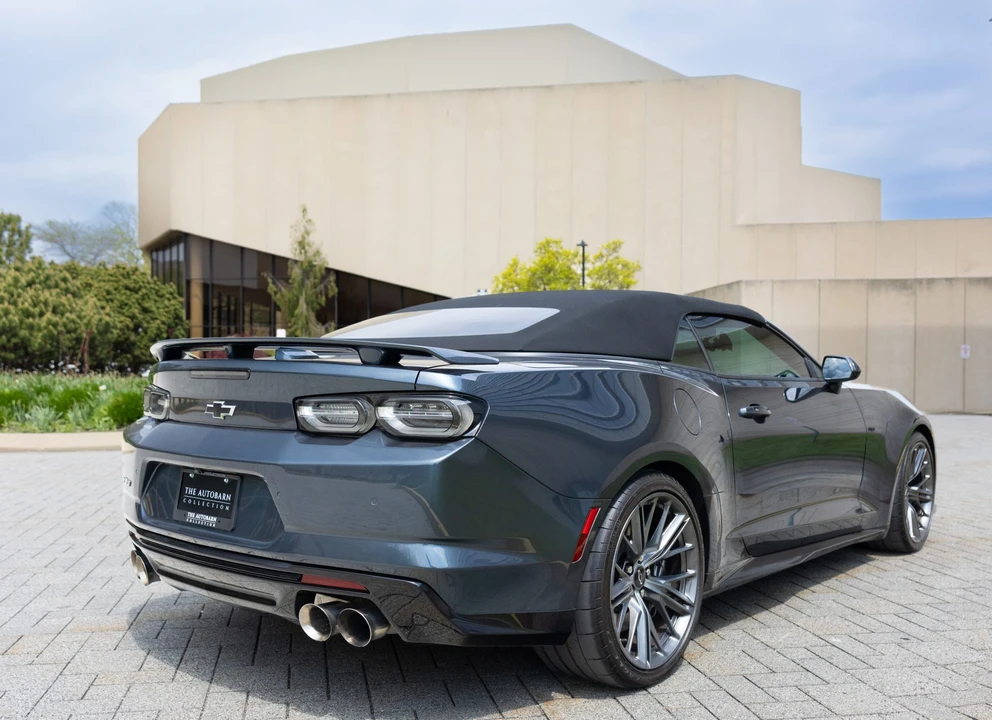 2023 Chevrolet Camaro ZL1 6th Gen - Image 23 of 31