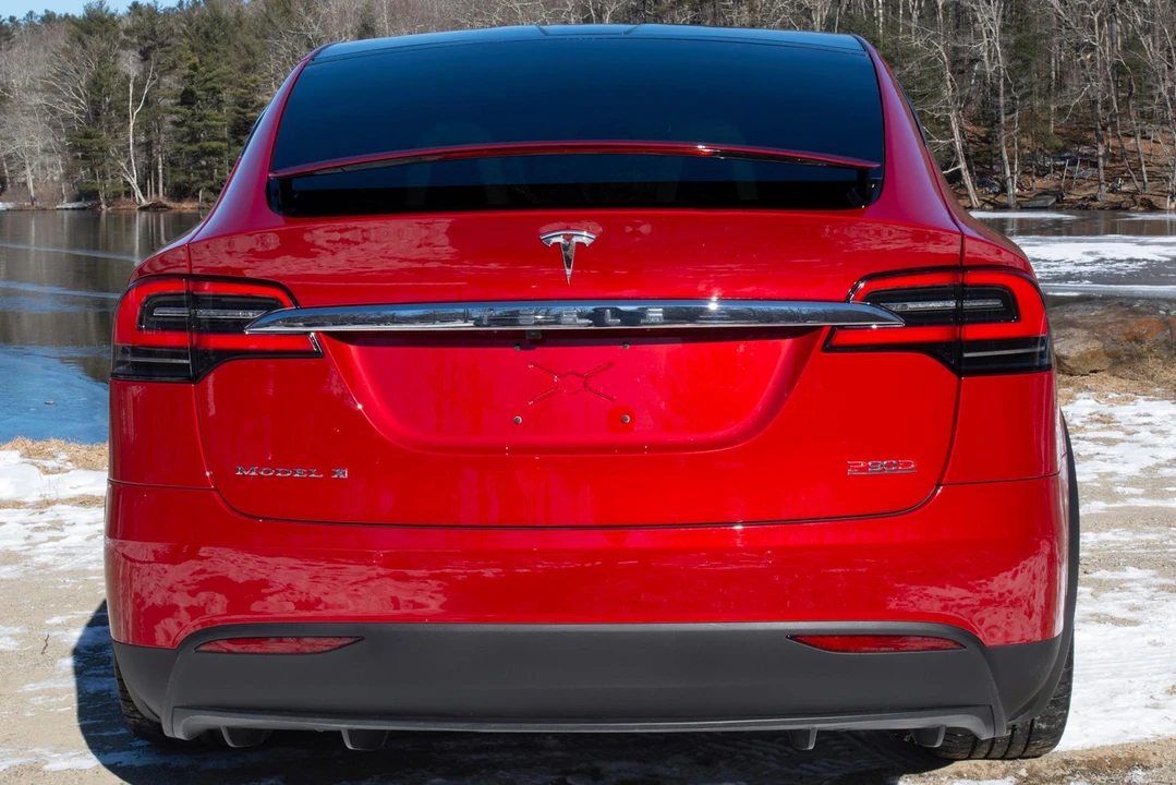 2016 Tesla Model X - Image 6 of 31