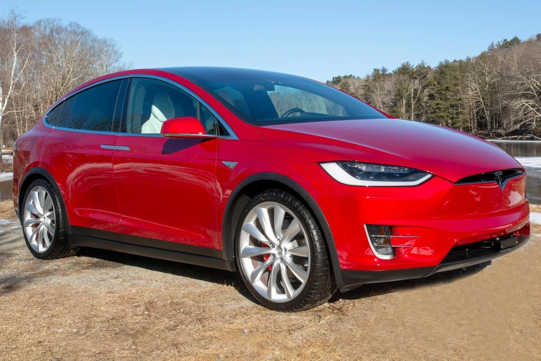 2016 Tesla Model X - Image 4 of 31