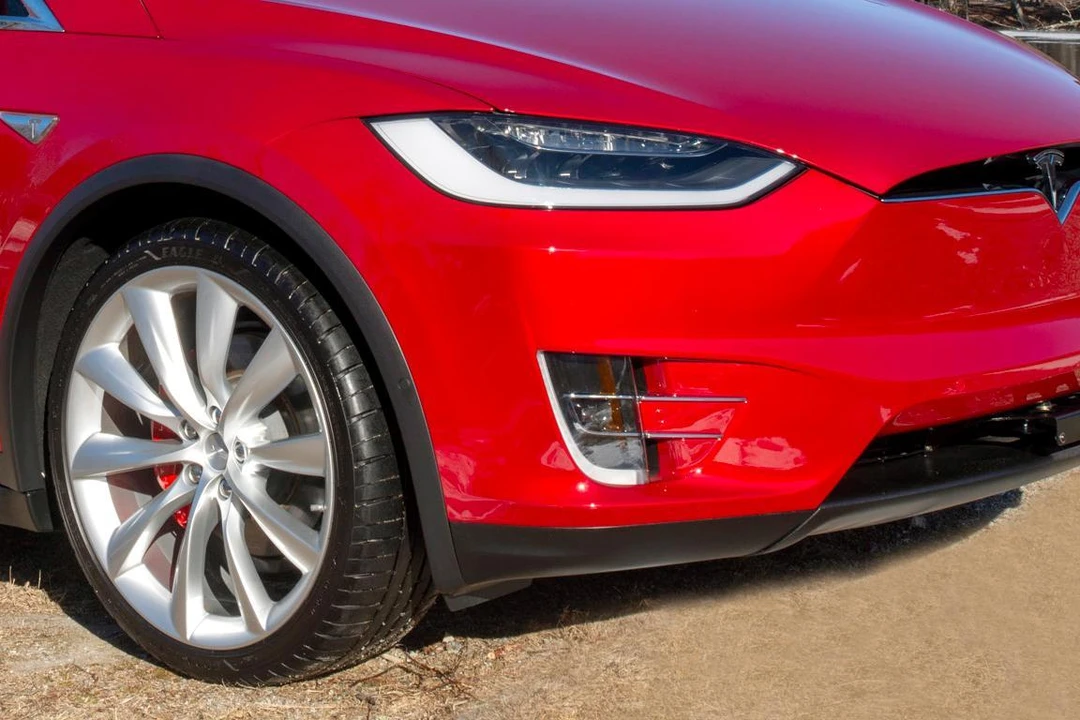 2016 Tesla Model X - Image 23 of 31