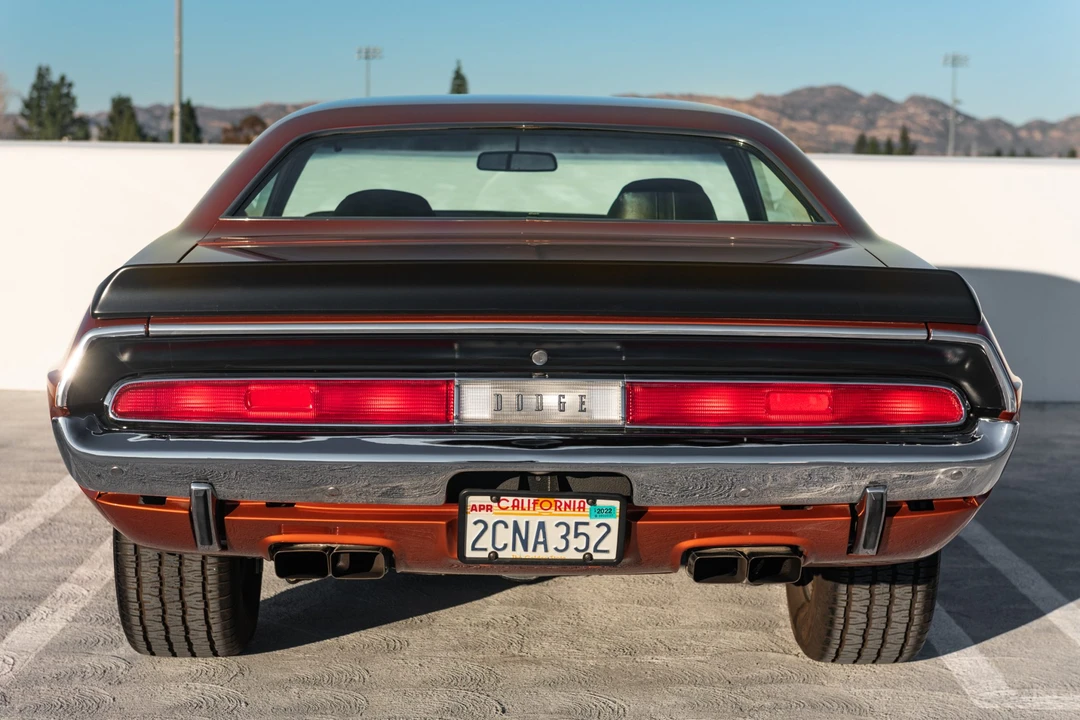 1970 Dodge Challenger Hemi 1st Gen - Image 9 of 31