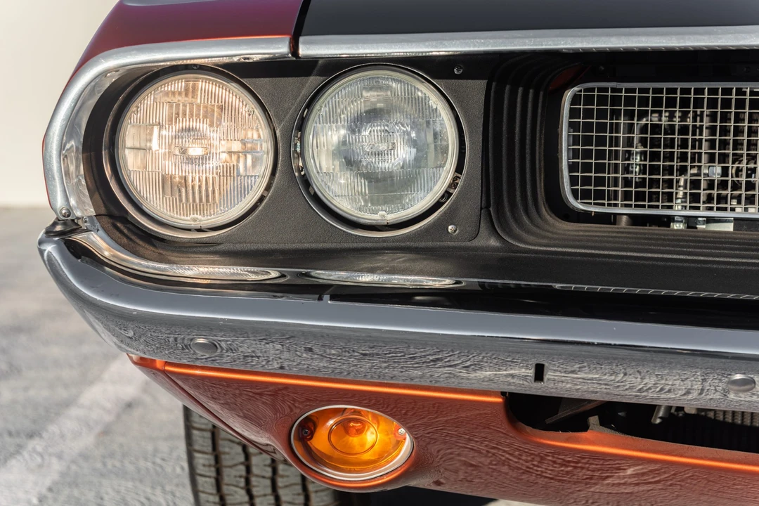 1970 Dodge Challenger Hemi 1st Gen - Image 13 of 31