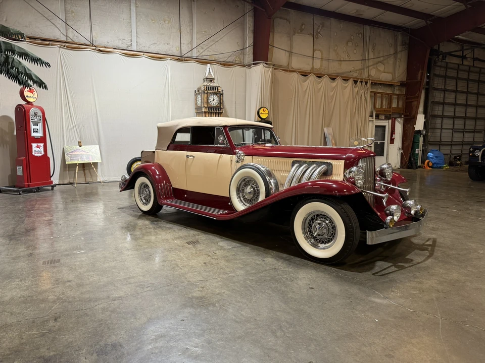 Duesenberg - Image 18 of 31