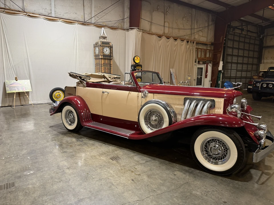 Duesenberg - Image 19 of 31