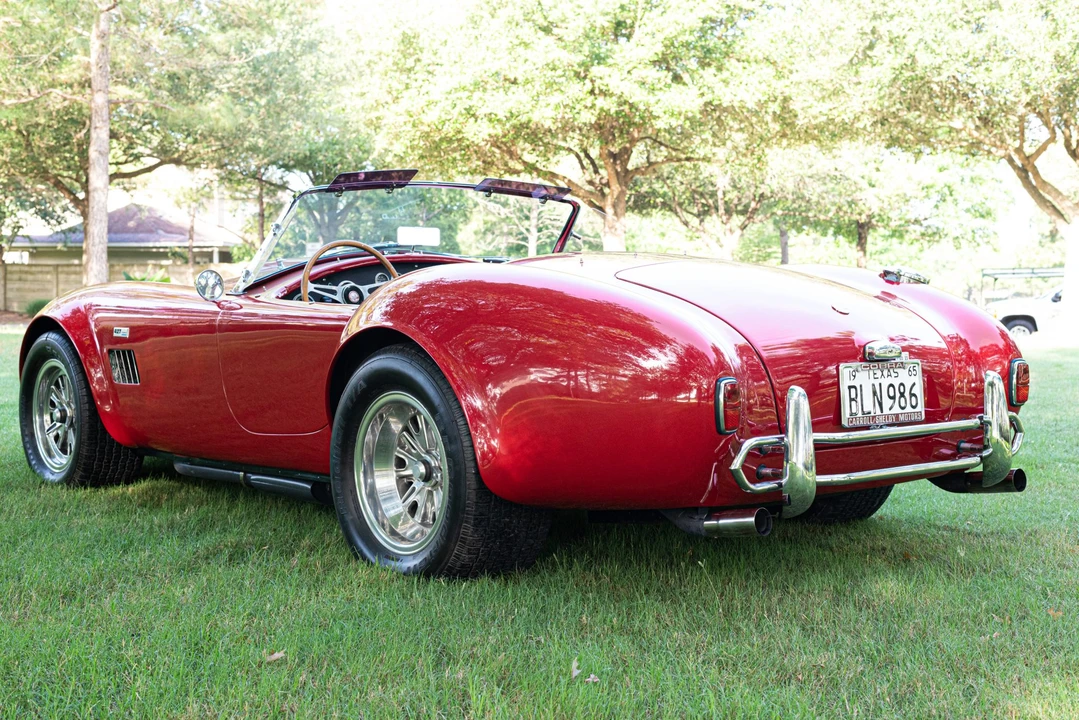Shelby Cobra Replica - Image 4 of 31