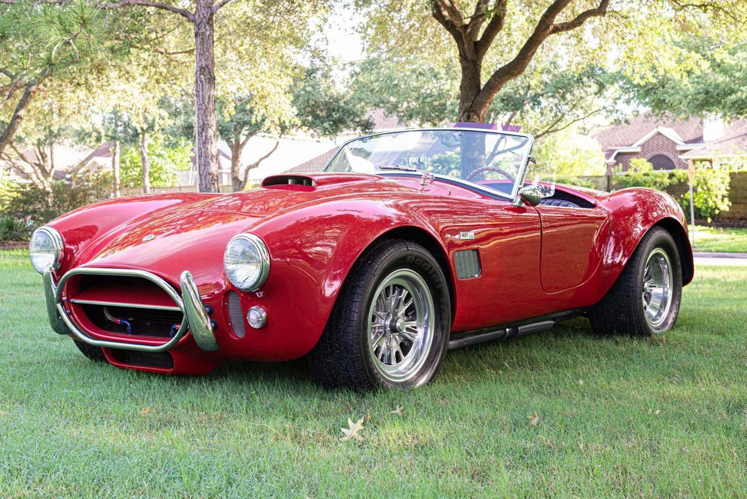 Shelby Cobra Replica - Image 2 of 31