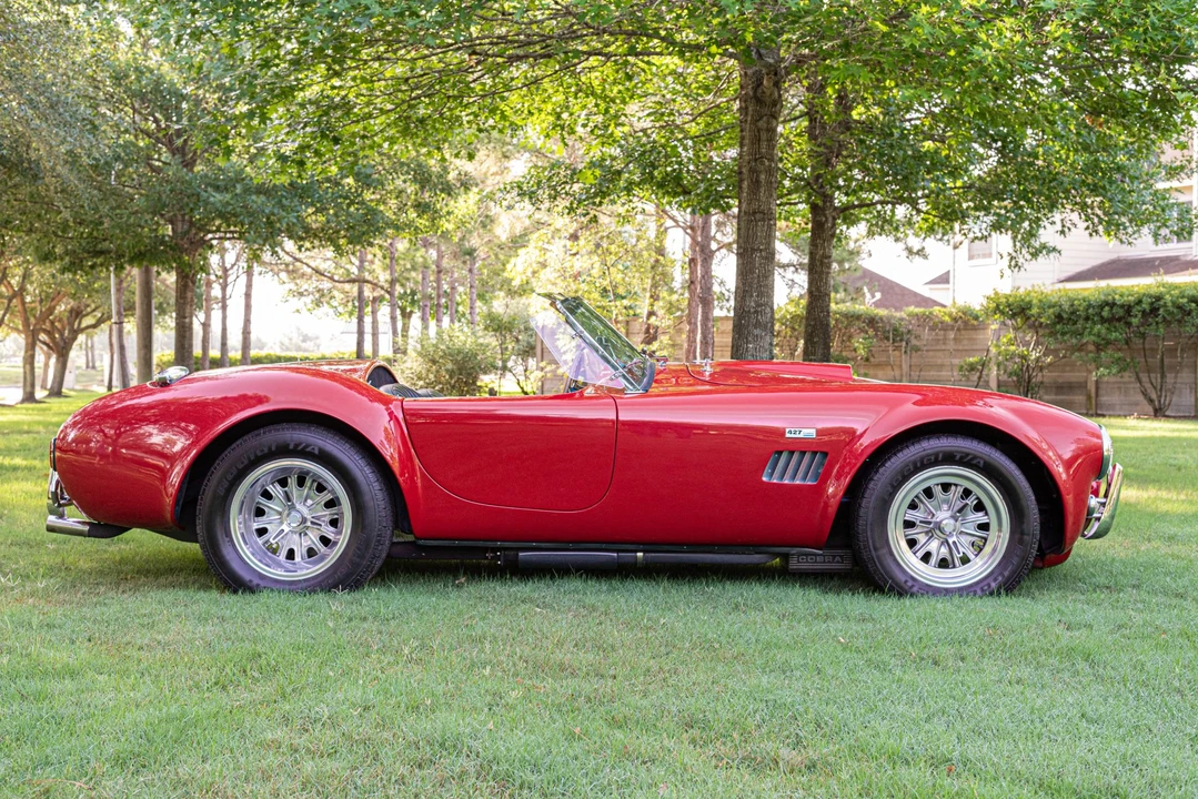 Shelby Cobra Replica - Image 7 of 31