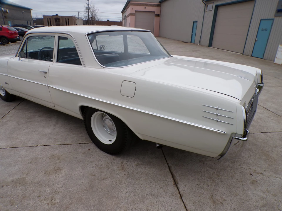 1964 Pontiac Catalina 3rd Gen - Image 25 of 31