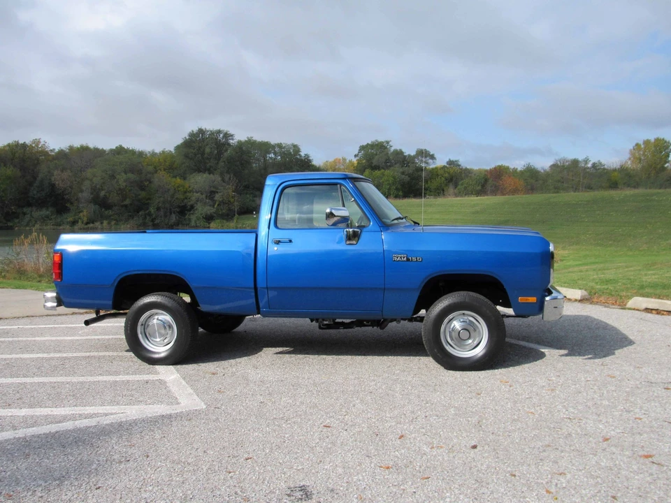 1993 Dodge Ram 1st Gen - Image 15 of 31