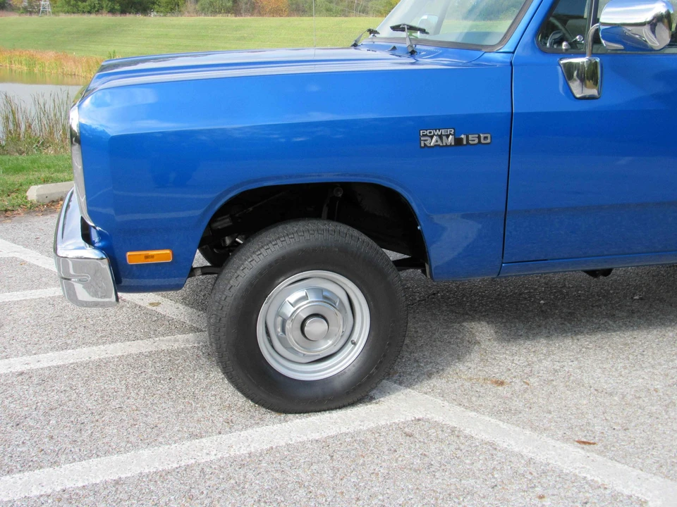 1993 Dodge Ram 1st Gen - Image 21 of 31