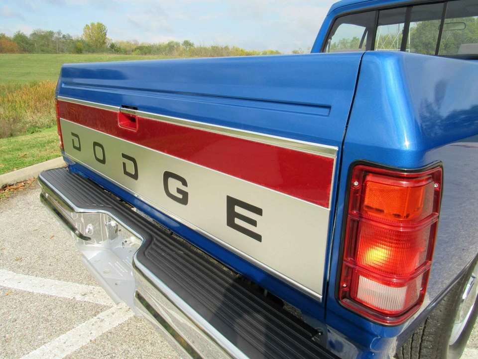 1993 Dodge Ram 1st Gen - Image 25 of 31
