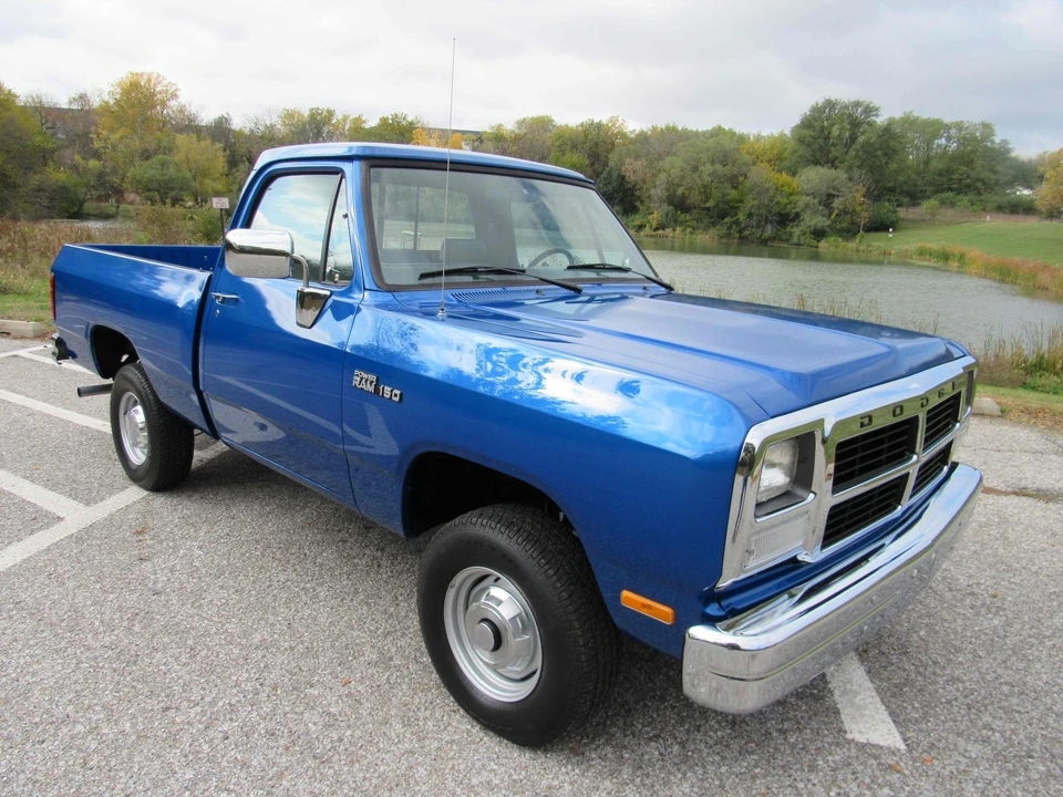 1993 Dodge Ram 1st Gen - Image 18 of 31