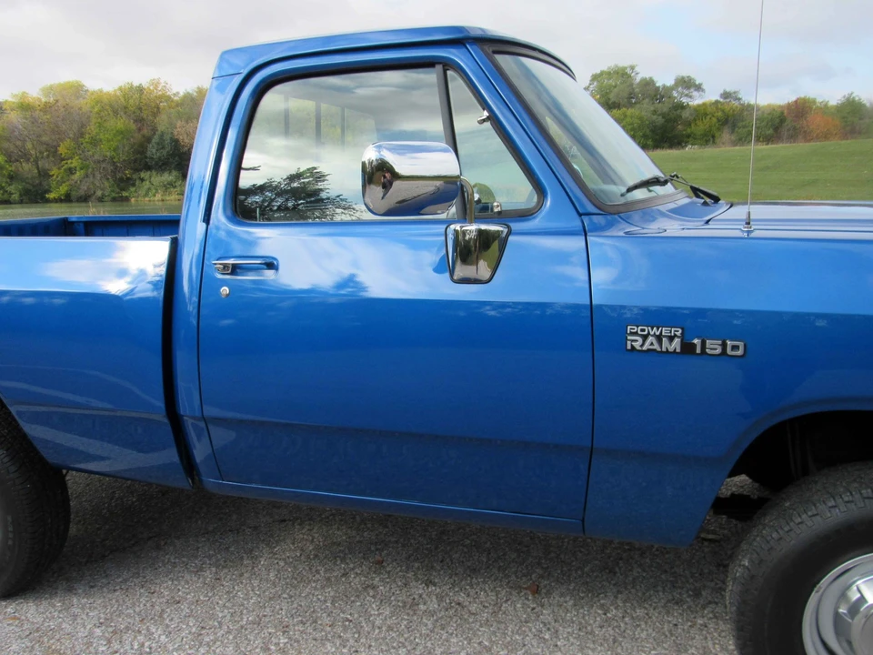 1993 Dodge Ram 1st Gen - Image 28 of 31