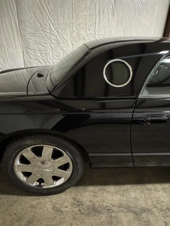2002 Ford Thunderbird 11th Gen - Image 19 of 31
