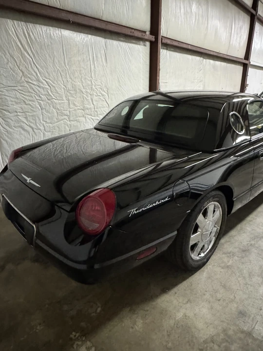 2002 Ford Thunderbird 11th Gen - Image 23 of 31